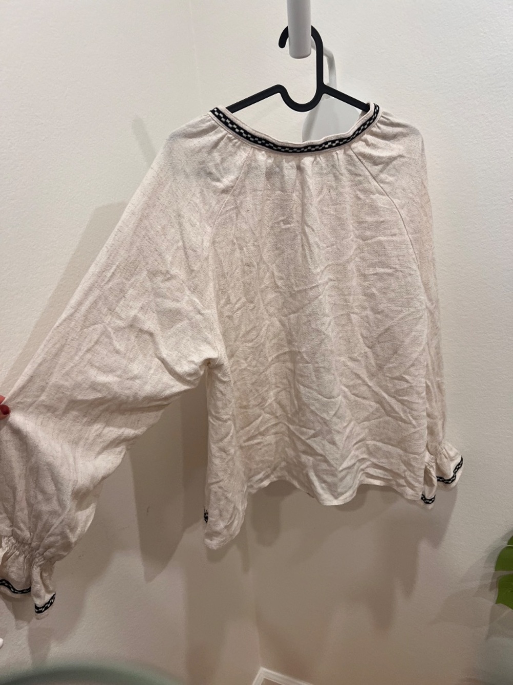 Ruffle sleeve button down - Picture 5 of 6